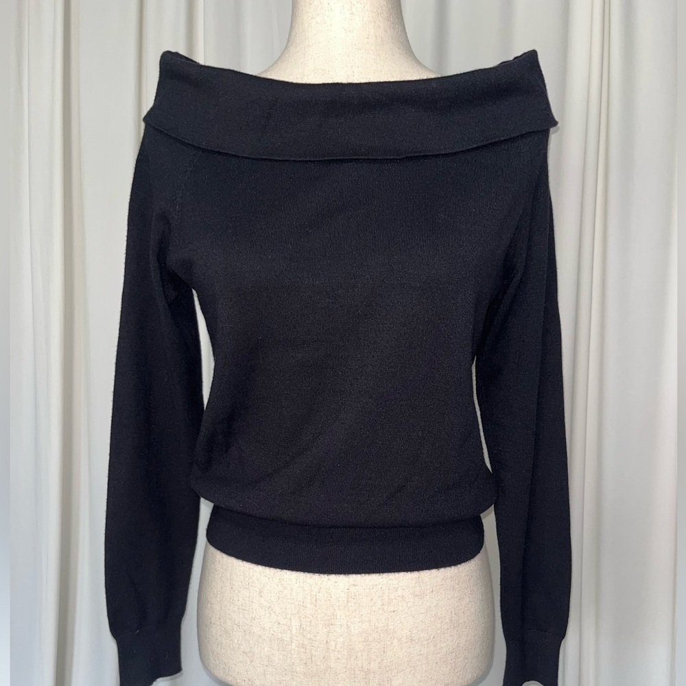 Splendid Black‎ Off-the-Shoulder Funnel Neck Lightweight Sweater Size Medium